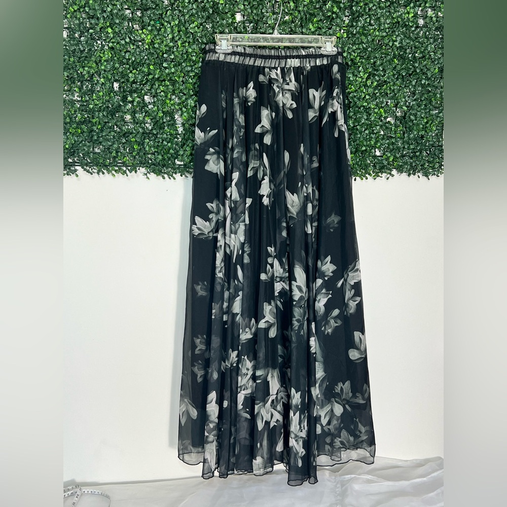 Afibi Black And White Floral Blossom Whimsigoth Long Skirt Size Large - Picture 4 of 8